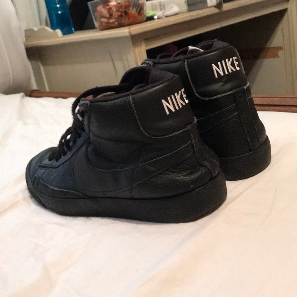 Men’s Nike sneakers